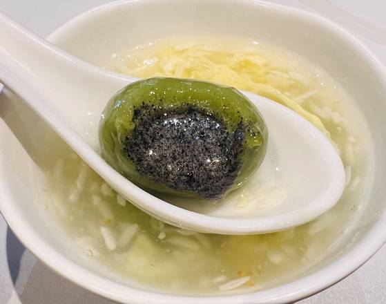 酒酿青团sweet sesame rice wine soup